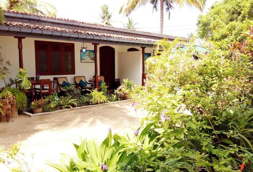 וילה דלוקס חדר שינה 1, Walauwa The Villa Ahungalla