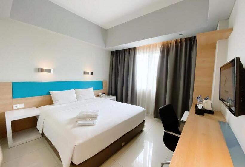 Superior Rum, Batiqa Hotel & Apartments Karawang