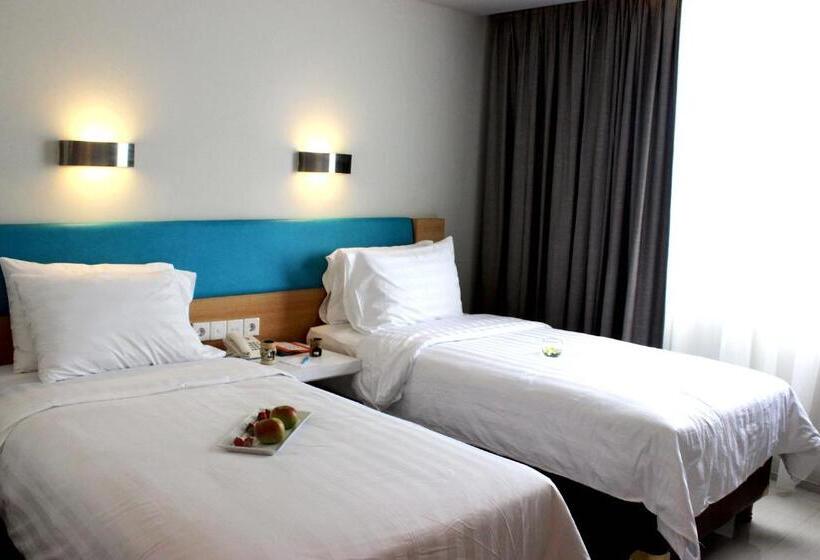 Superior Rum, Batiqa Hotel & Apartments Karawang