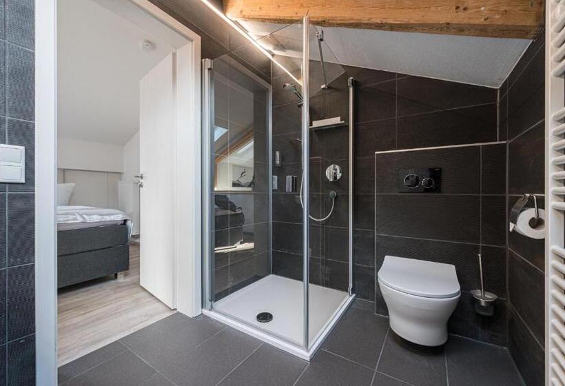 Номер Deluxe, Bichl 761