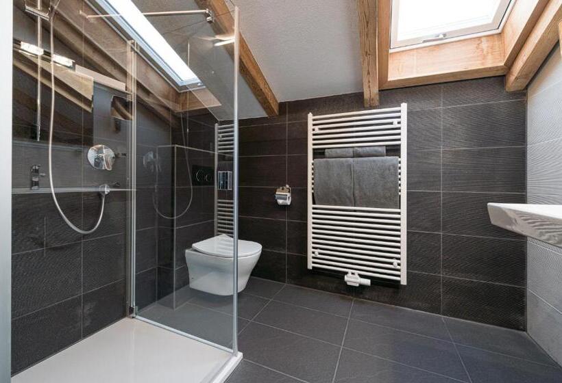 Номер Deluxe, Bichl 761