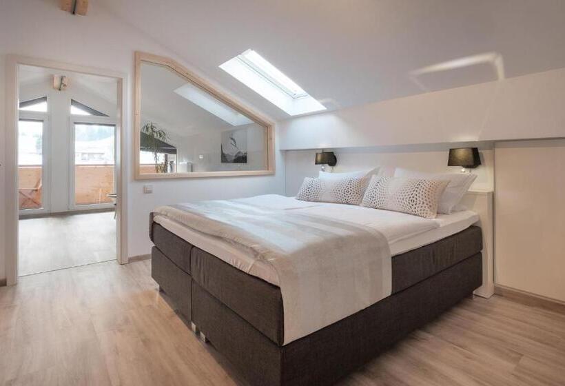 Номер Deluxe, Bichl 761