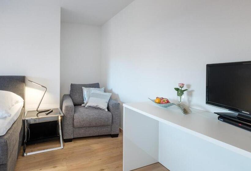 Номер Стандарт, Bichl 761