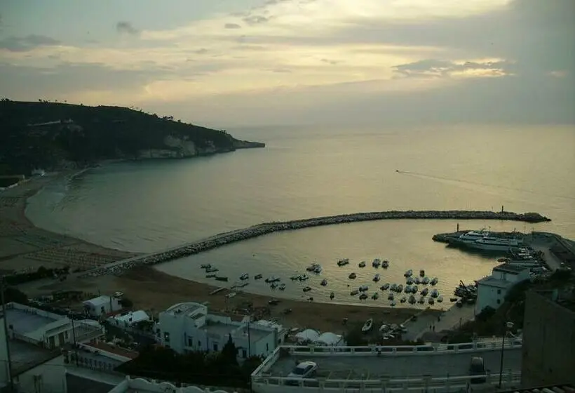 اتاق استاندارد, Le Antiche Porte