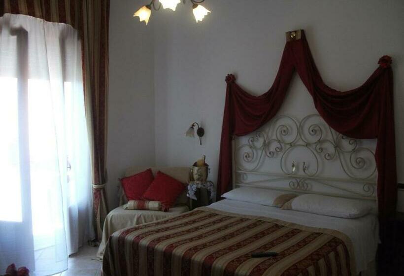 חדר סטנדרט, Vecchio West