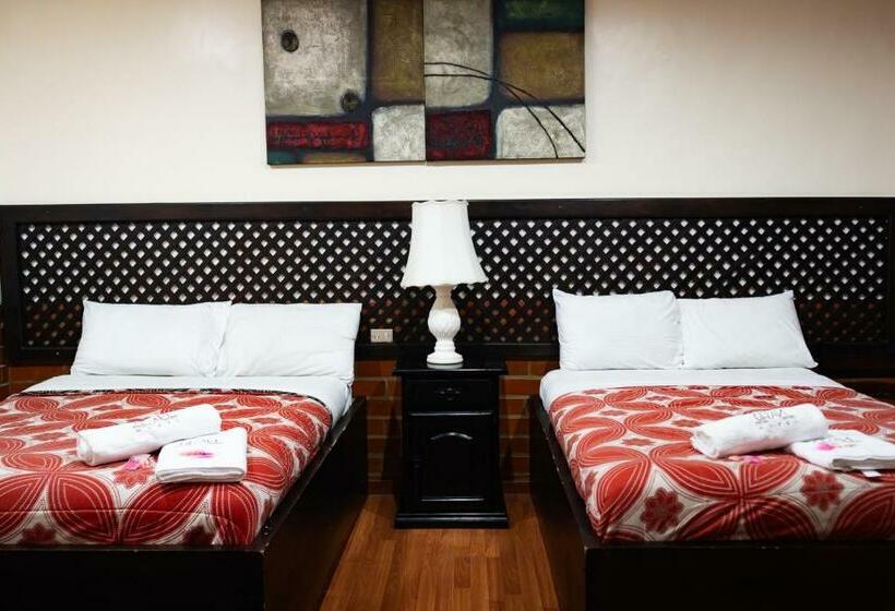 غرفة قياسية رباعية, Gran Hotel París