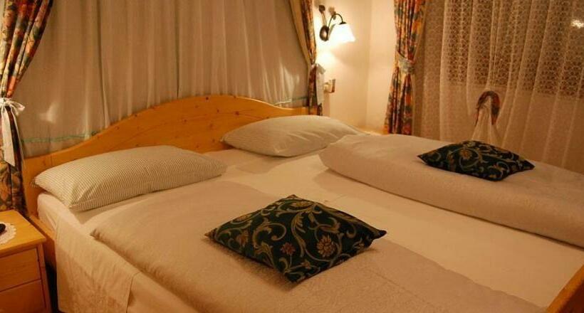 חדר סטנדרט, Albergo Genziana