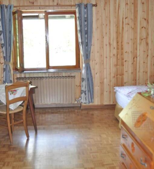 חדר קומפורט לשלושה, Flora Alpina