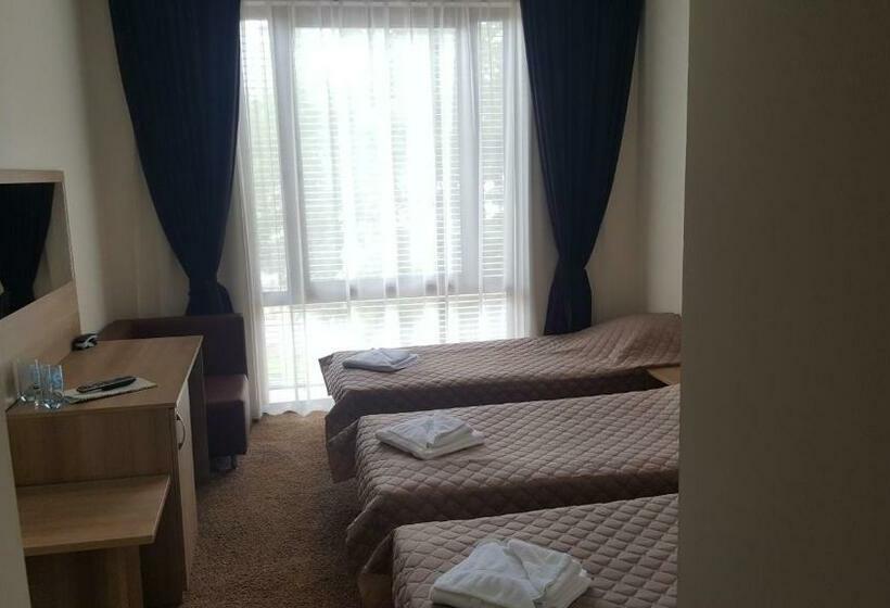 غرفة قياسية ثلاثية, Liani