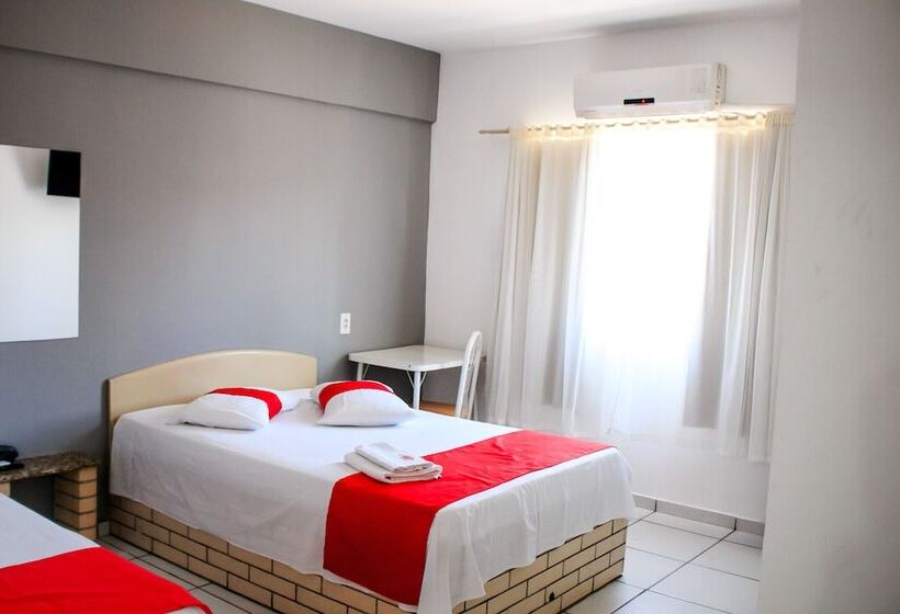 スーペリアトリプルルーム, Palugi