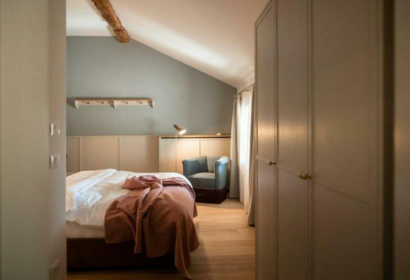 Tóra Néző Standard Szoba, Leuchtenburg Am See