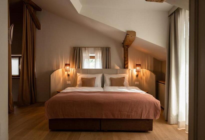 Deluxe Szoba Erkéllyel, Leuchtenburg Am See