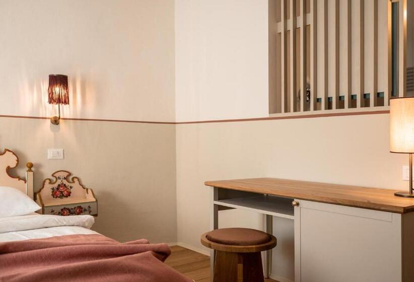 Tengerre Néző Standard Szoba, Leuchtenburg Am See