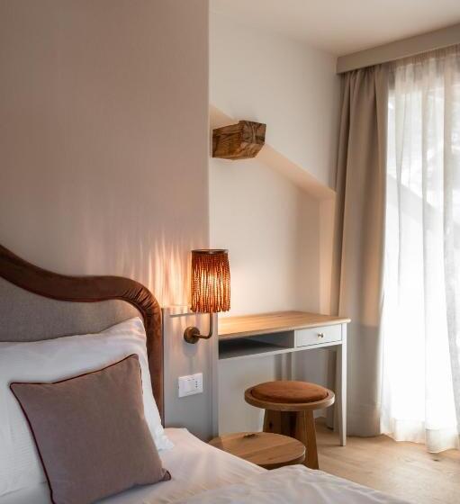 Deluxe Szoba Erkéllyel, Leuchtenburg Am See