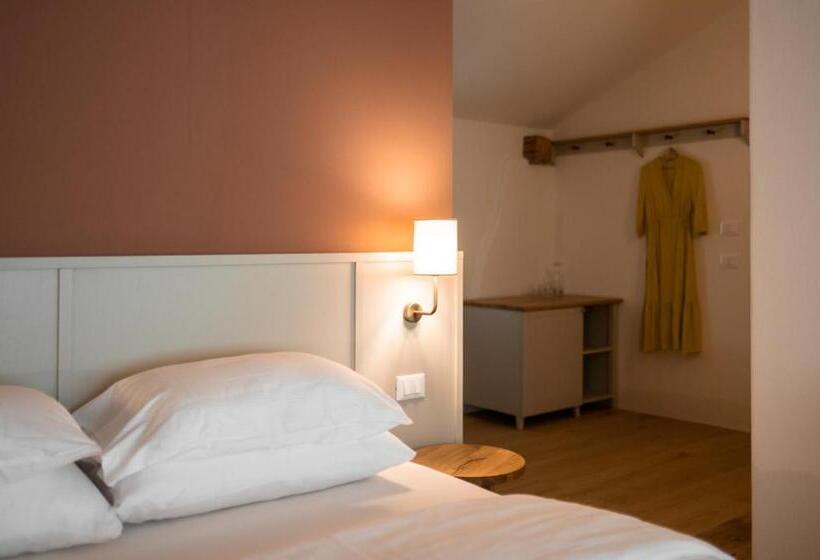 Tengerre Néző Deluxe Szoba, Leuchtenburg Am See