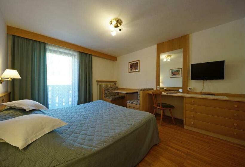 标准间, Pensione La Müda