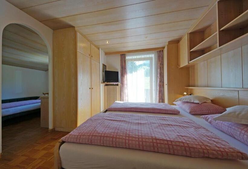 高级大房间, Pensione La Müda