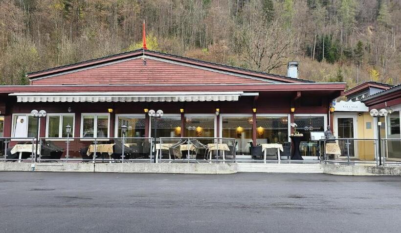 חדר סופריור נוף לנהר, The River Village