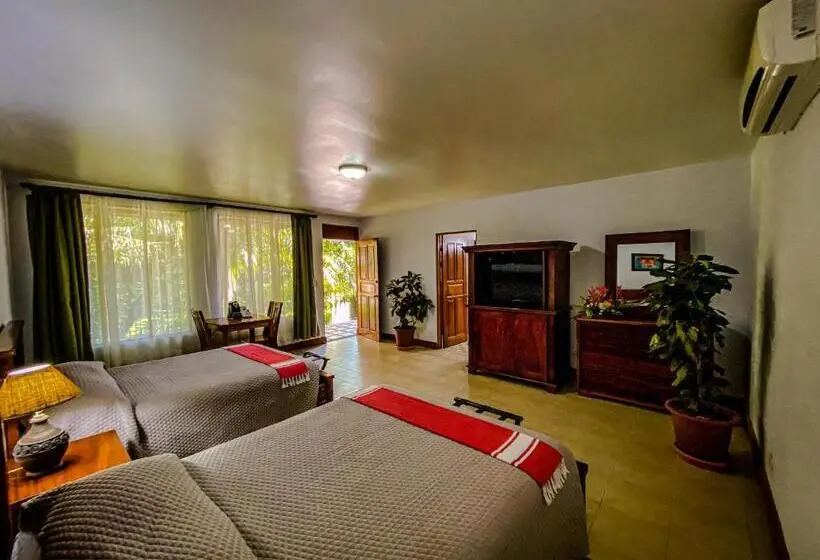 اتاق لوکس, Jaco Hotel Docelunas