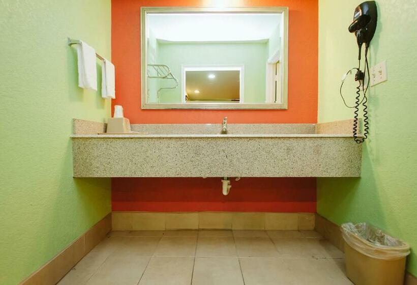 스탠다드 룸 킹사이즈 침대, Regency Inn   Channelview