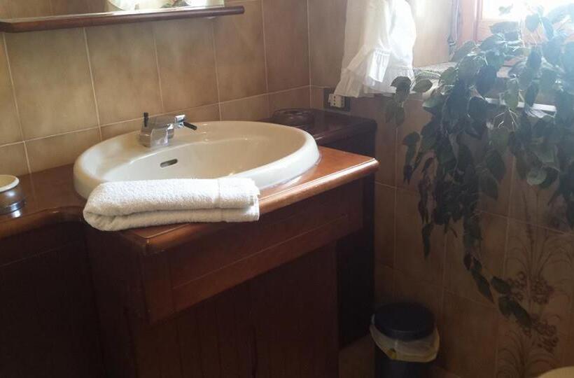 חדר סטנדרט עם מרפסת, Villa Caterina B&b