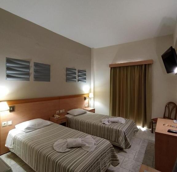 חדר סטנדרט יחיד, Plaz