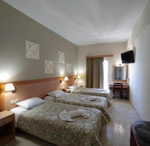 Triple Room Sea View, Plaz