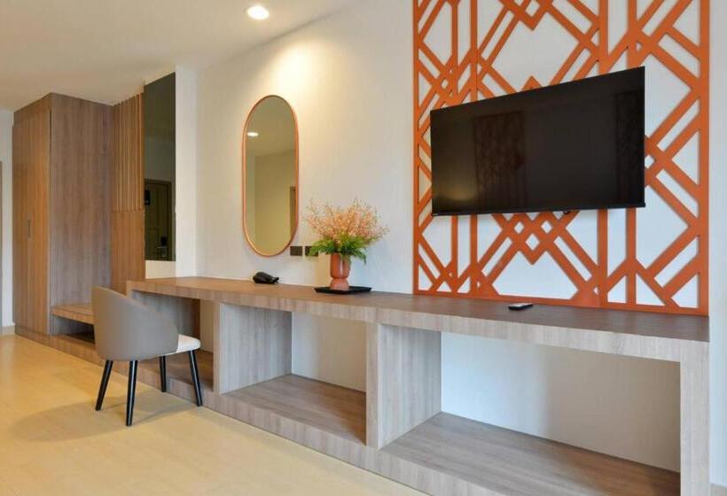 스탠다드 룸 킹사이즈 침대, Kastel Pattaya Hotel By Loft Bangkok