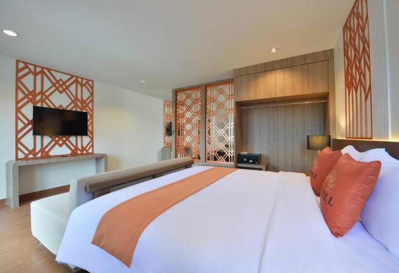 Family Suite, Kastel Pattaya Hotel By Loft Bangkok