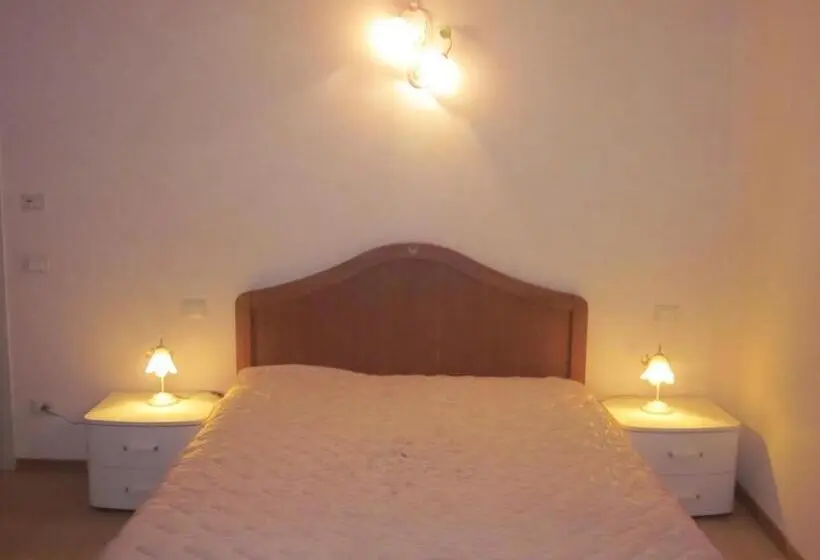 マウンテンビュースタンダードルーム, B&b Al Larice