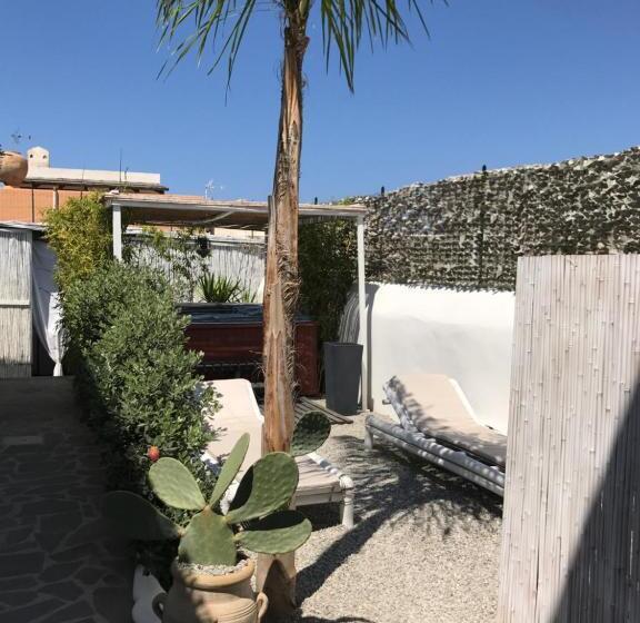 侧面海景标准三人间, B&b Le Sette Vele Da Riccardo