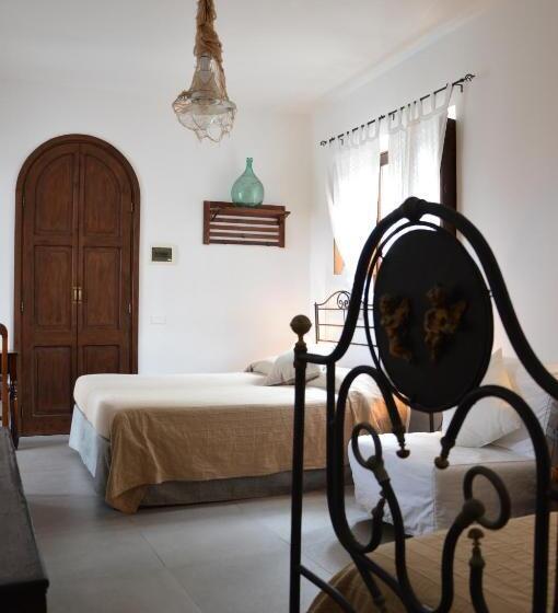 侧面海景标准三人间, B&b Le Sette Vele Da Riccardo