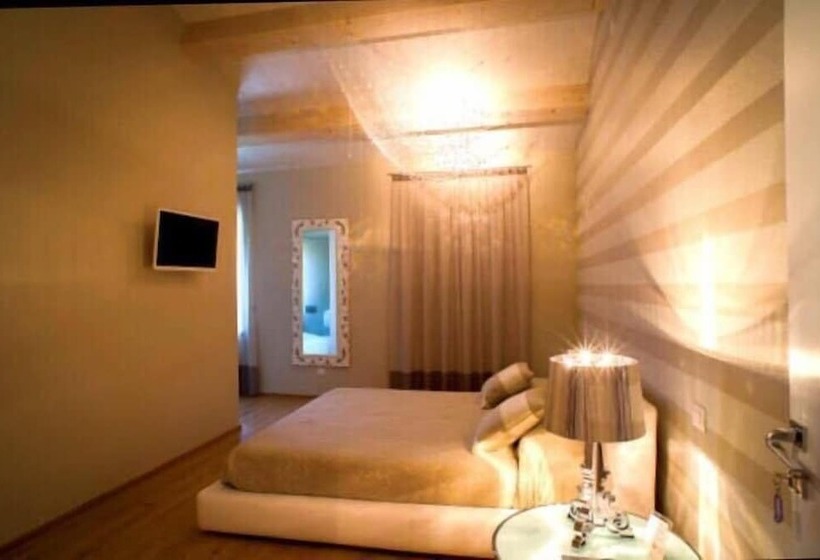 جناح, Amico Country House