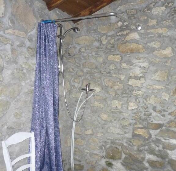 Standard room with outdoor bath, La Ratatouille Agriturismo