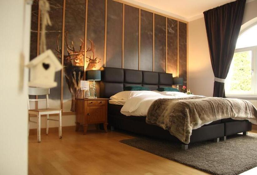 バス共有のスタンダードルーム, Uma Rosa