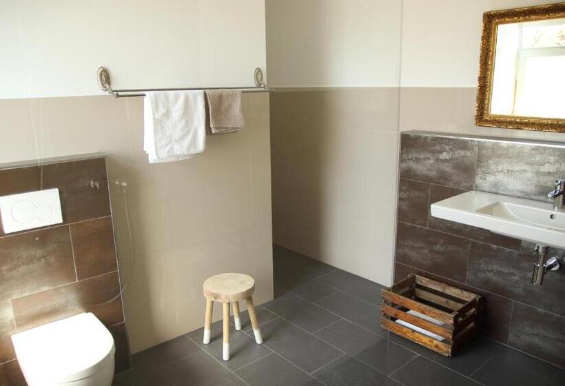 デラックスルーム, Uma Rosa