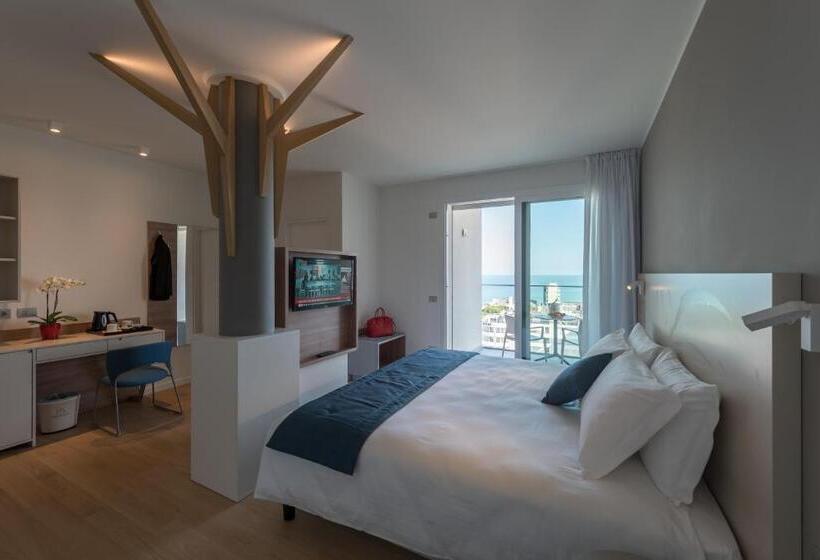 스탠다드 룸 킹사이즈 침대, Hesperia Hotel & Residence