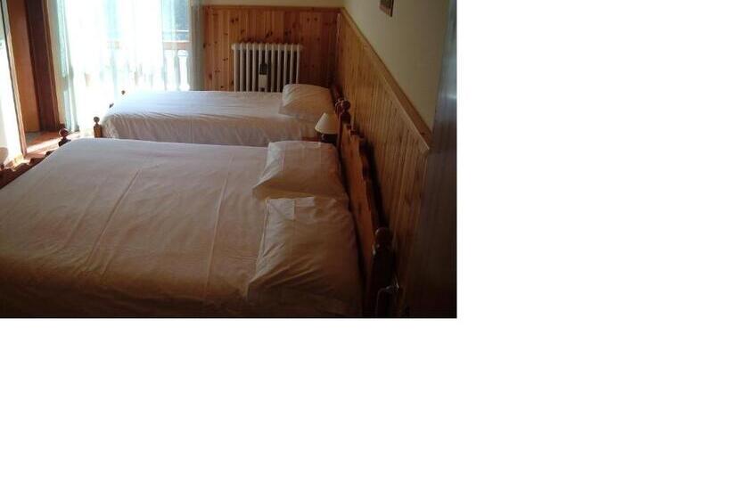 Номер Стандарт Трехместный, Albergo Pineta