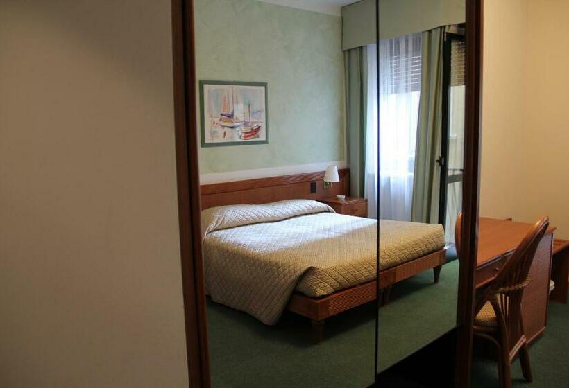 Номер Стандарт, Alla Grotta