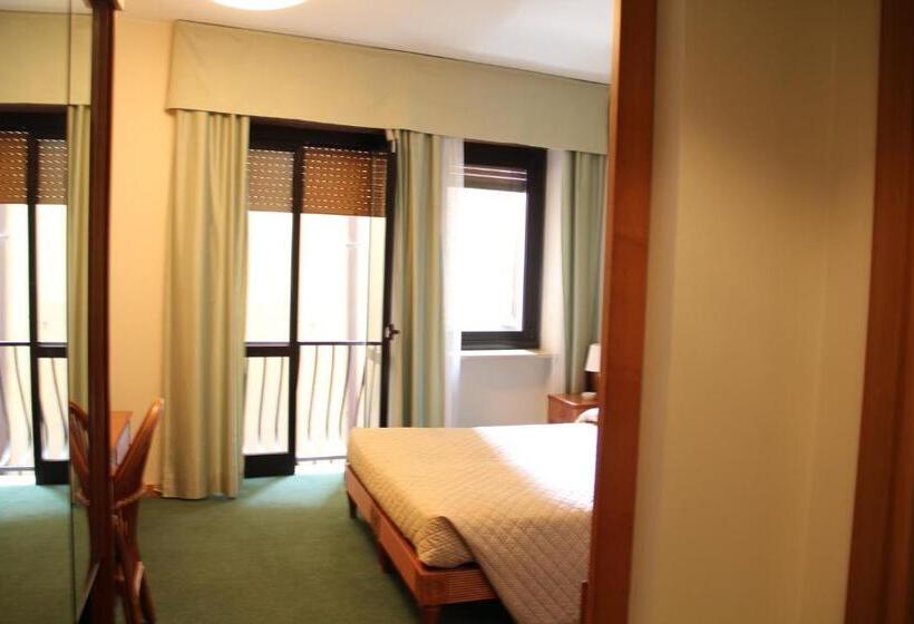 Номер Стандарт, Alla Grotta