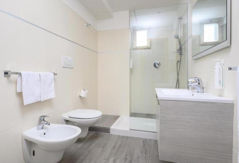 Suite com Varanda, Atlas