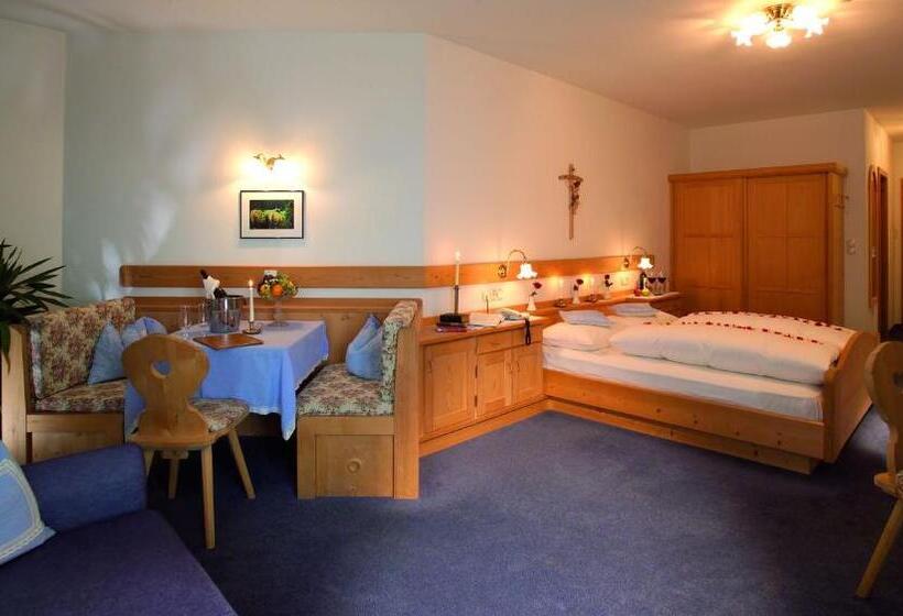 סוויטת ג'וניור, Berglandhotel Untertheimerhof