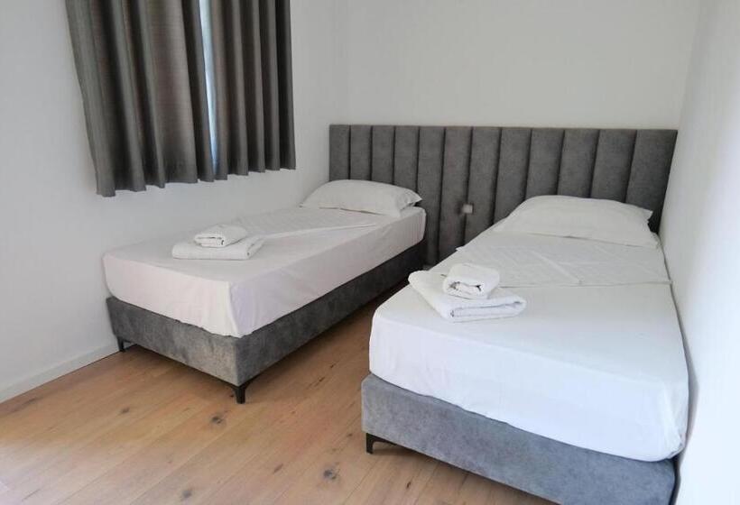 חדר משפחתי נוף לים, Edva Resort