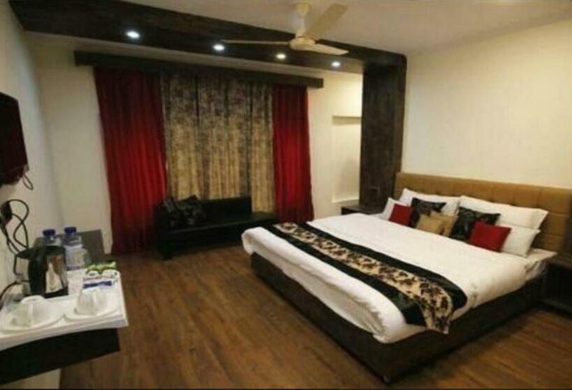 Quarto deluxe, Green Leaf Srinagar