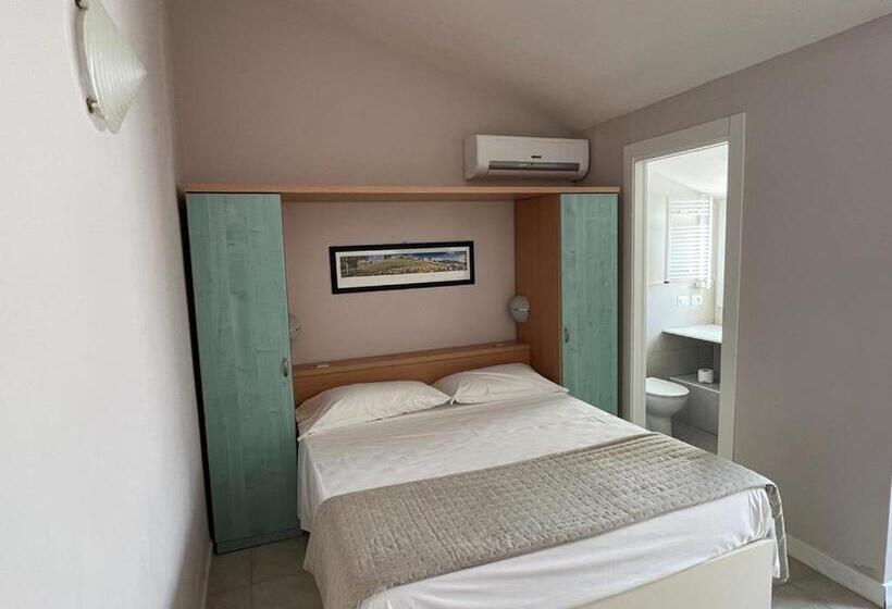 침실 1개 풀장 전망 아파트, La Buca Del Gatto