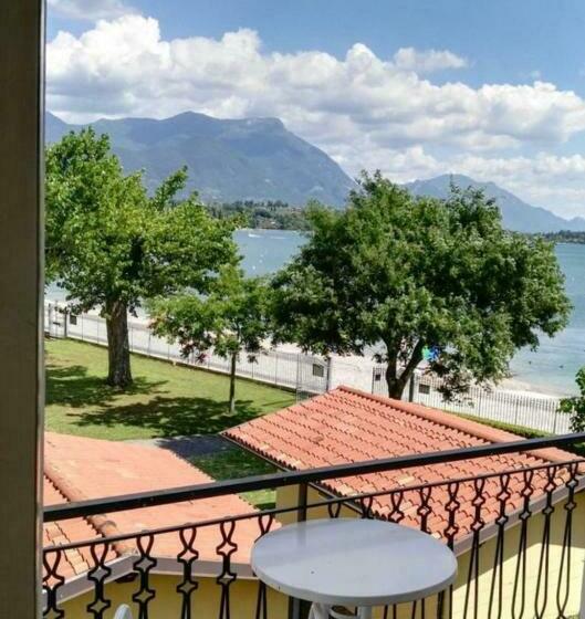 غرفة قياسية مطلّة علي البحيرة, La Romantica