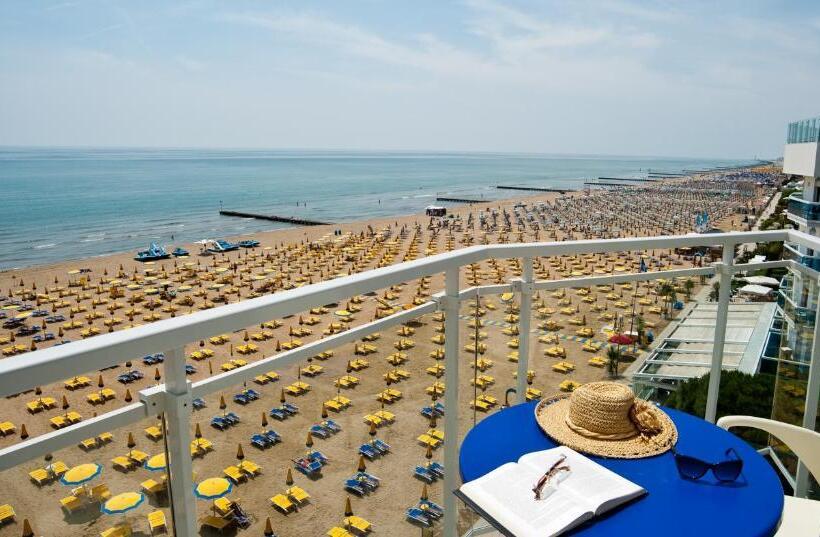 غرفة ديلوكس ثلاثية, Nizza Frontemare Superior 3 Stelle