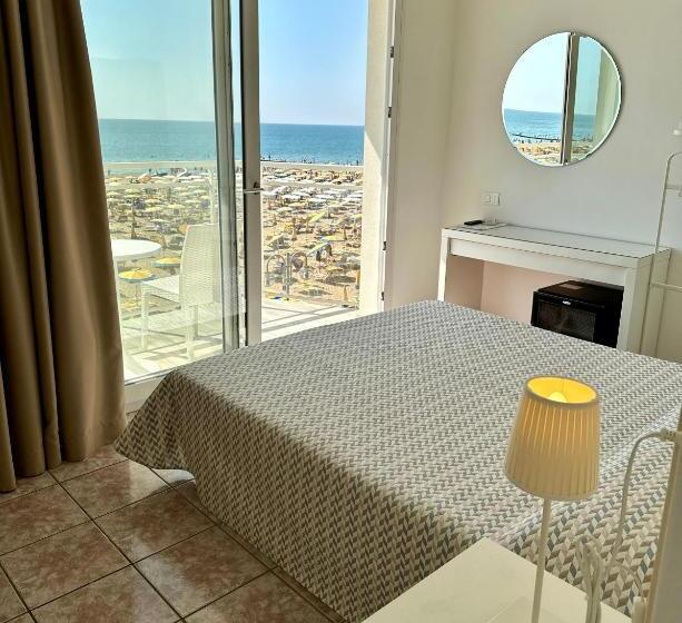 غرفة قياسية متصلة مطلّة علي البحر, Nizza Frontemare Superior 3 Stelle