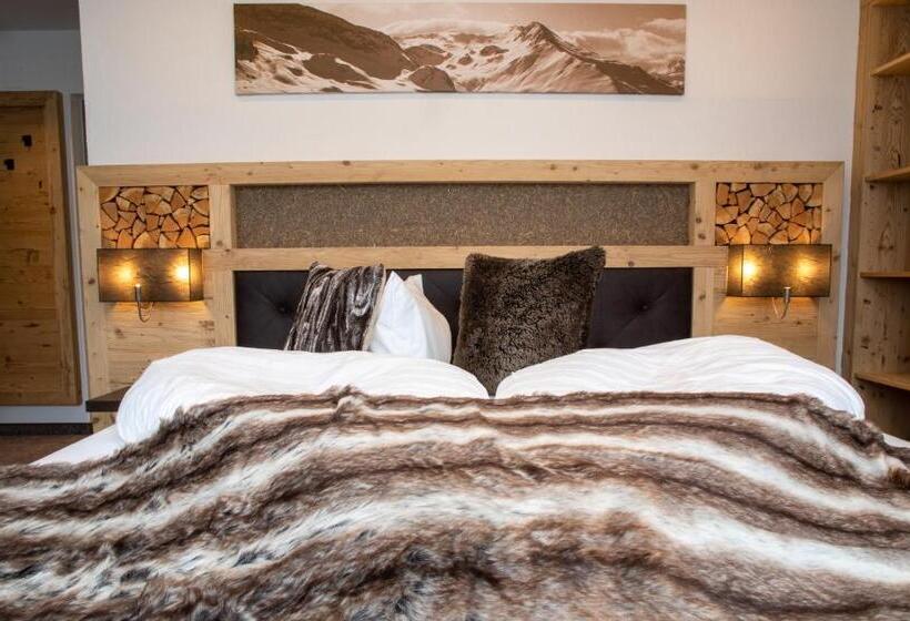 Номер Стандарт, Victoria