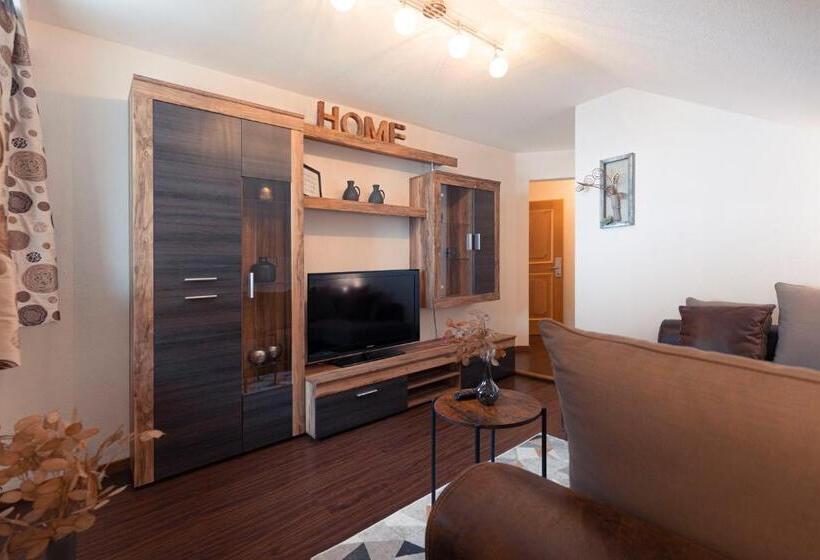 Номер Стандарт, Victoria